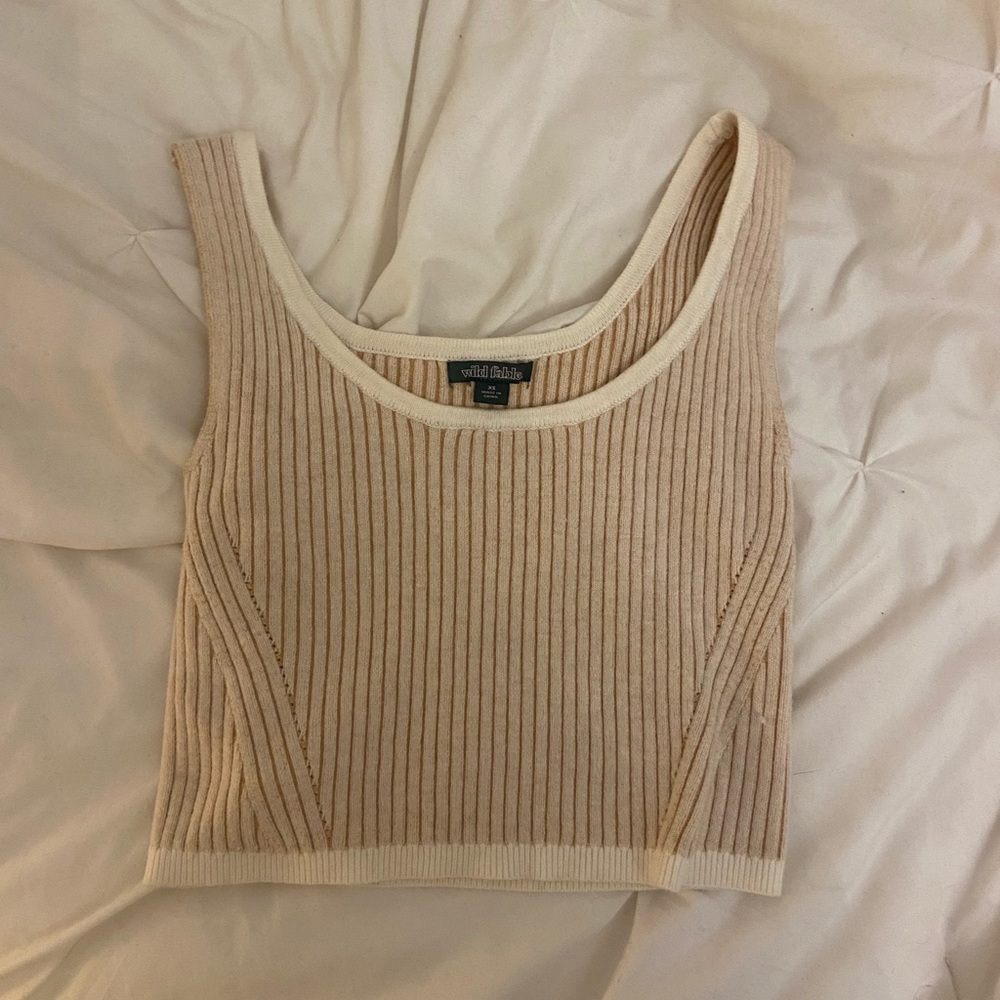 Cute beige tank top
